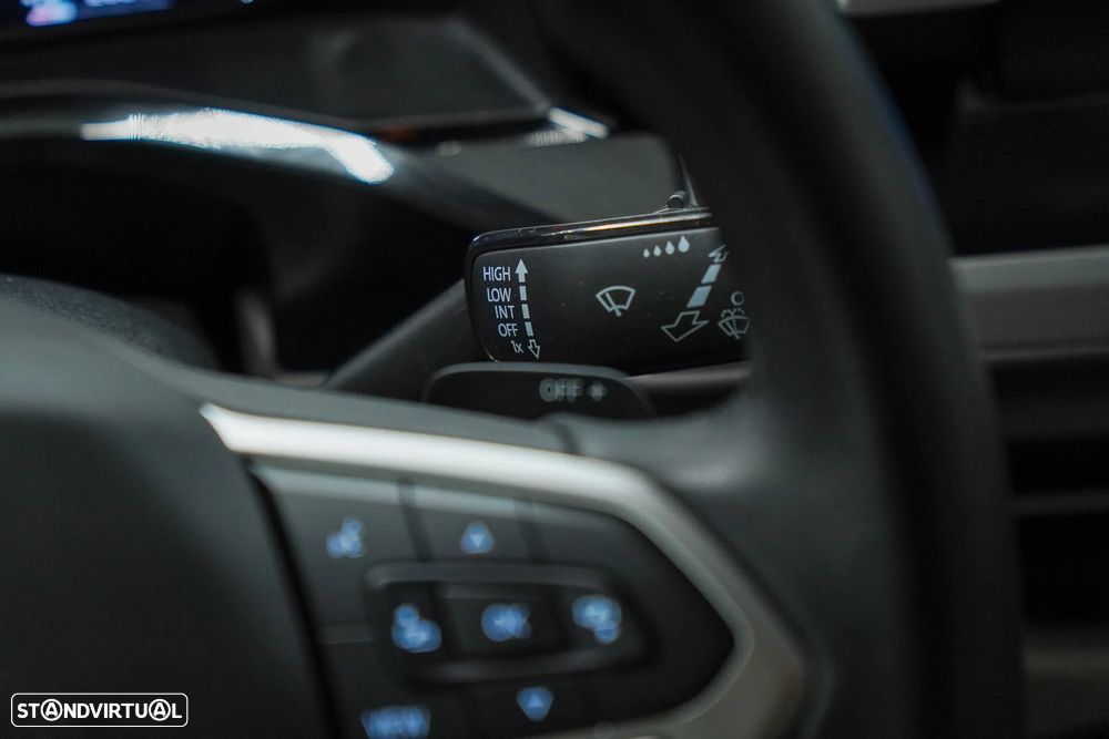 VW Multivan 2.0 TDI Style Longa DSG - 32