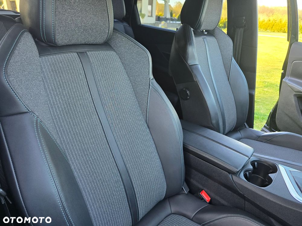 Peugeot 5008 BlueHDi 130 Allure Pack - 22