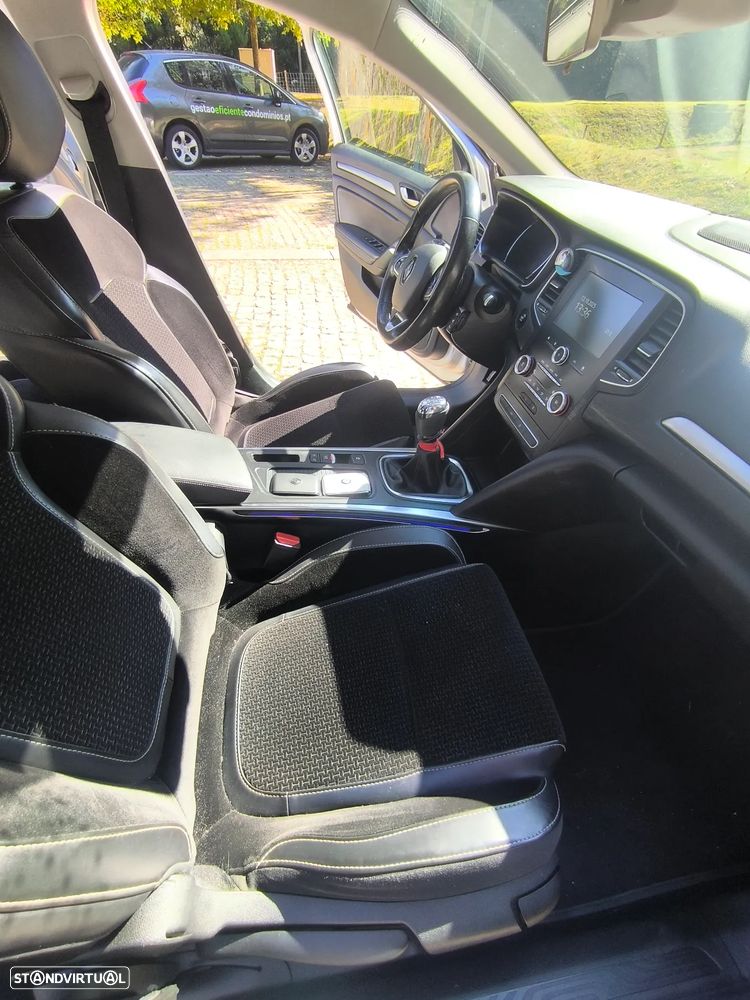 Renault Mégane Sport Tourer ENERGY dCi 110 Start & Stopp Paris Business - 13
