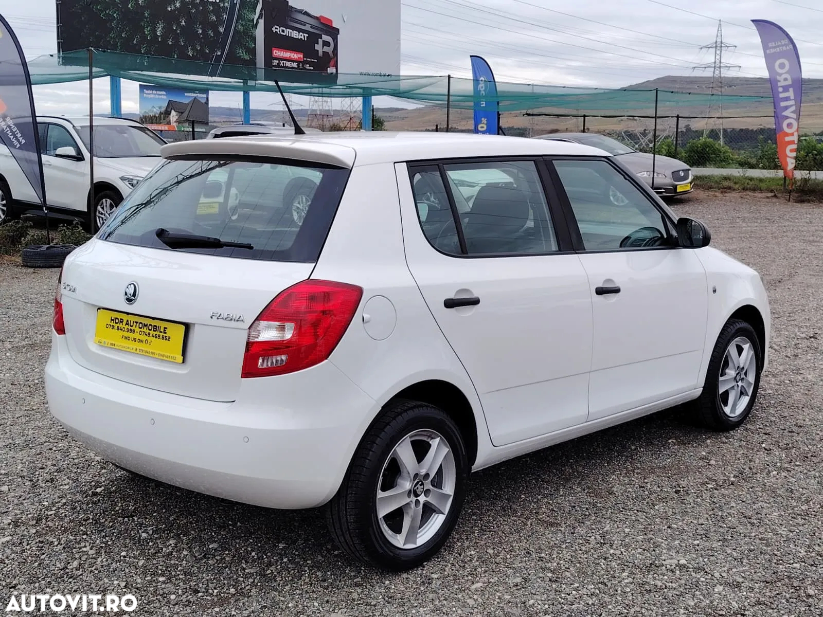 Skoda Fabia 1.2 HTP Ambiente - 11