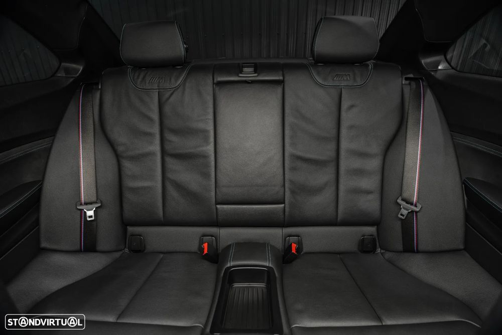 BMW M2 Competition Auto - 26