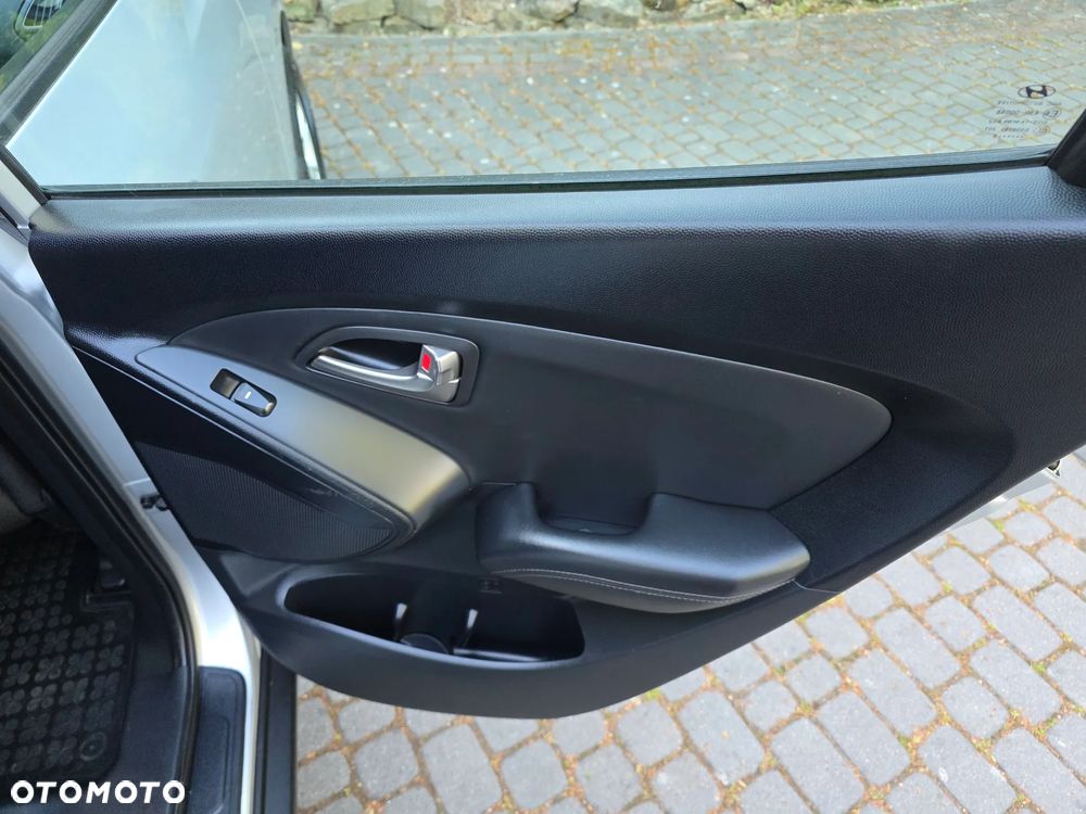 Hyundai ix35 2.0 Classic 2WD - 14