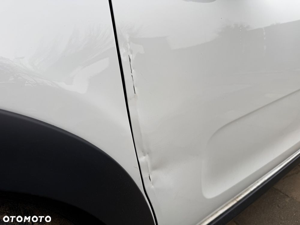 Citroën C3 BlueHDi 100 S&S FEEL - 22
