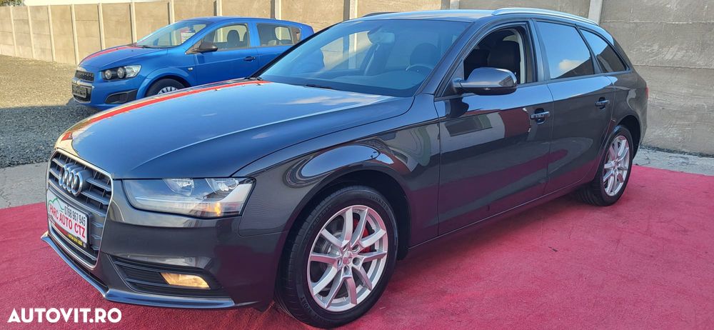 Audi A4 2.0 TDI DPF multitronic Ambiente - 14