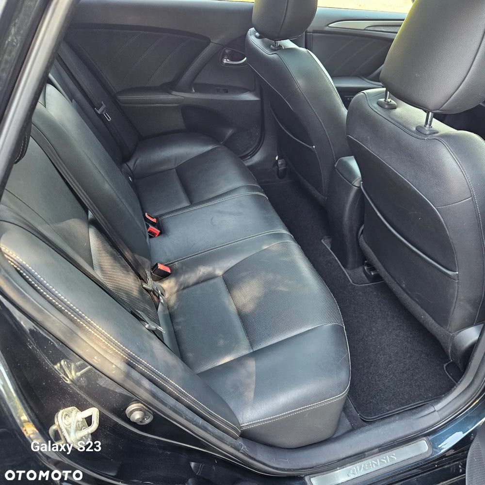Toyota Avensis 2.0 D-4D Active Business - 25