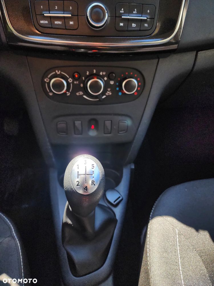 Dacia Sandero SCe 75 Comfort - 19