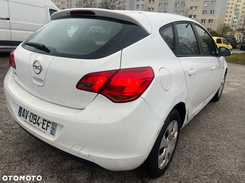 Opel Astra - 6