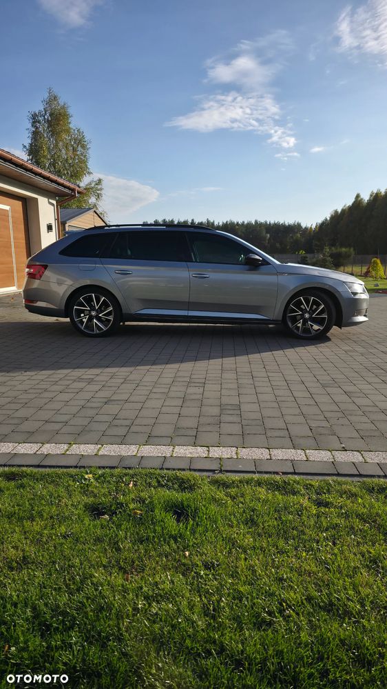 Skoda Superb 2017 photo 5