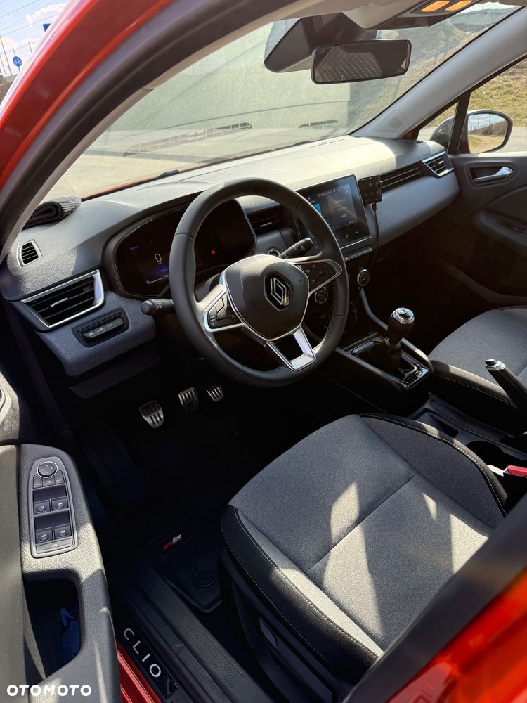 Renault Clio 1.0 TCe Evolution - 25