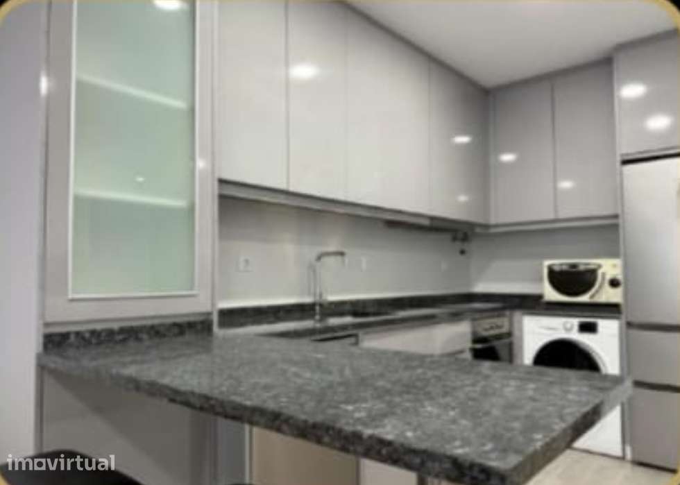 Apartamento T2 com 2 casas de banho em Lamego - Grande imagem: 3/4