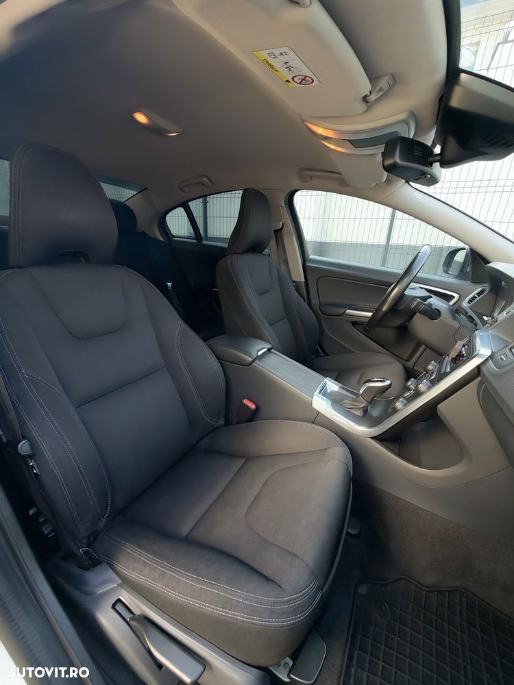 Volvo S60 D4 Geartronic - 8