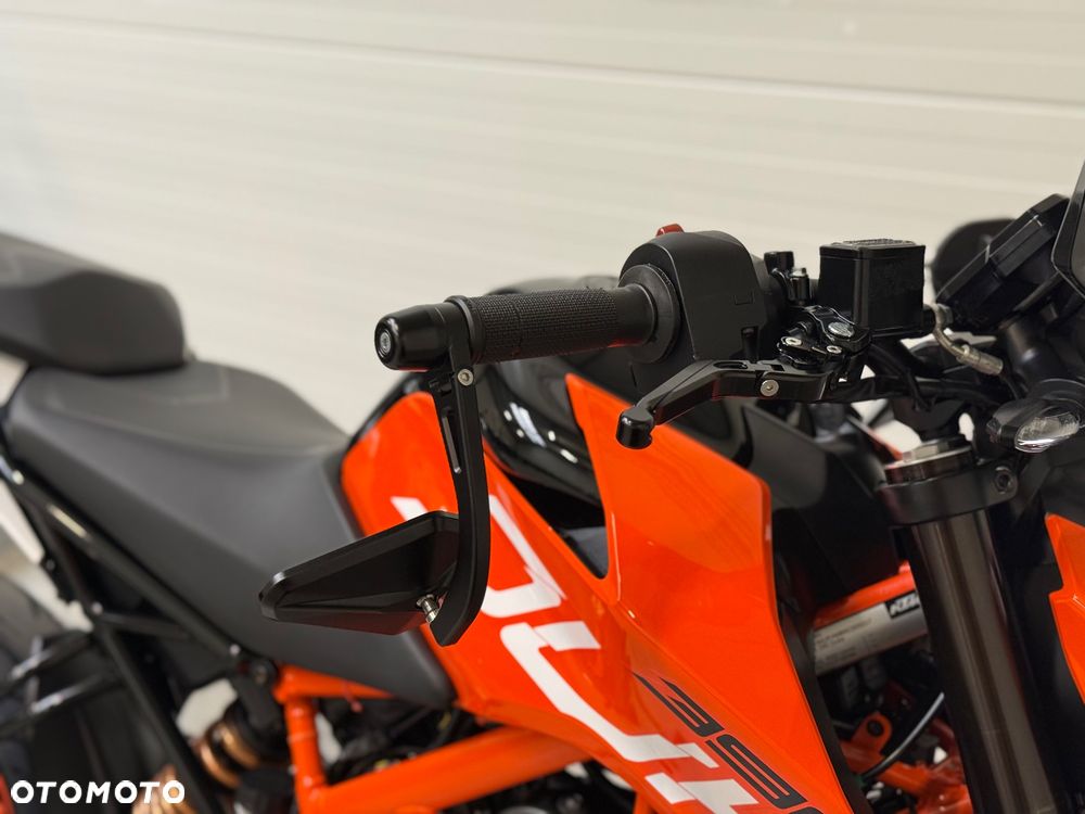 KTM Duke - 12