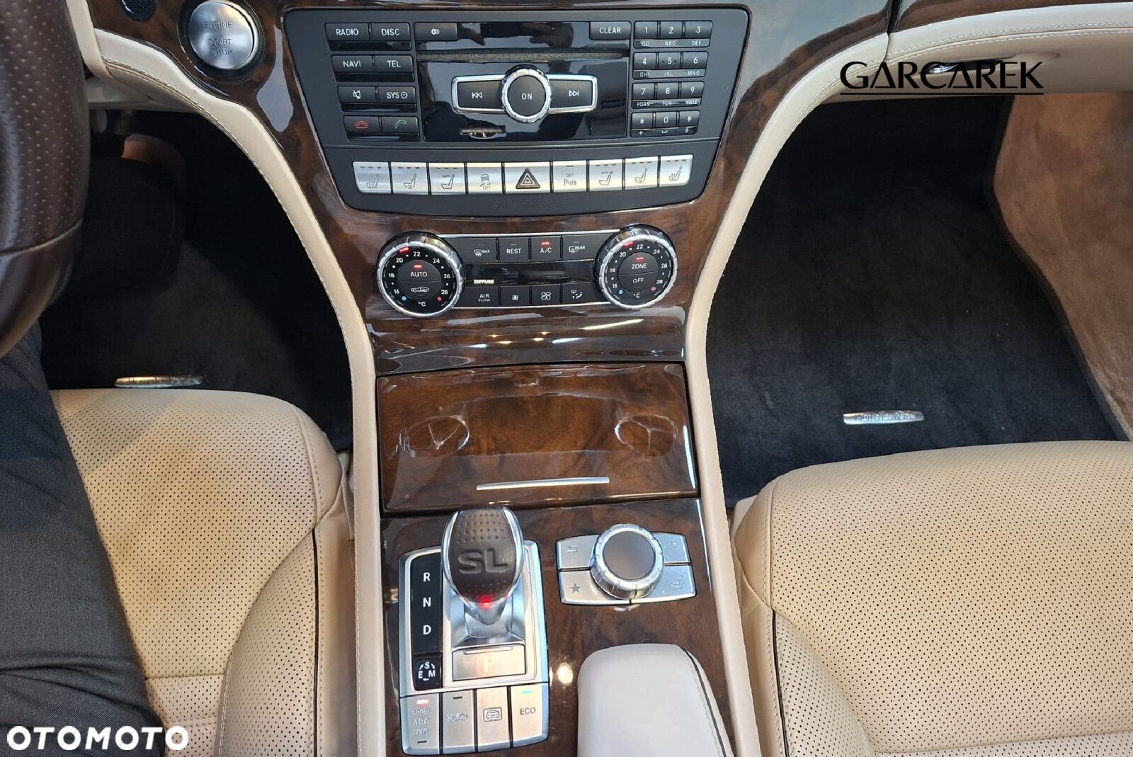 Mercedes-Benz SL - 26