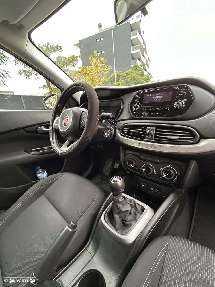 Fiat Tipo 1.4 16V Pop - 11