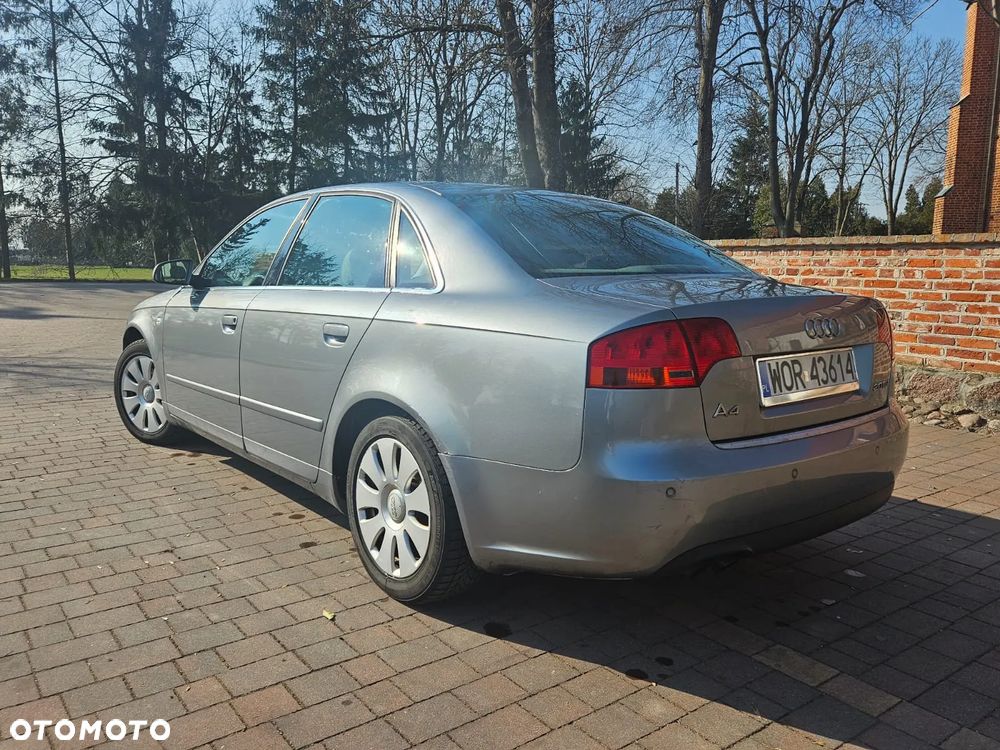Audi A4 Limousine 2.0 TDI - 7