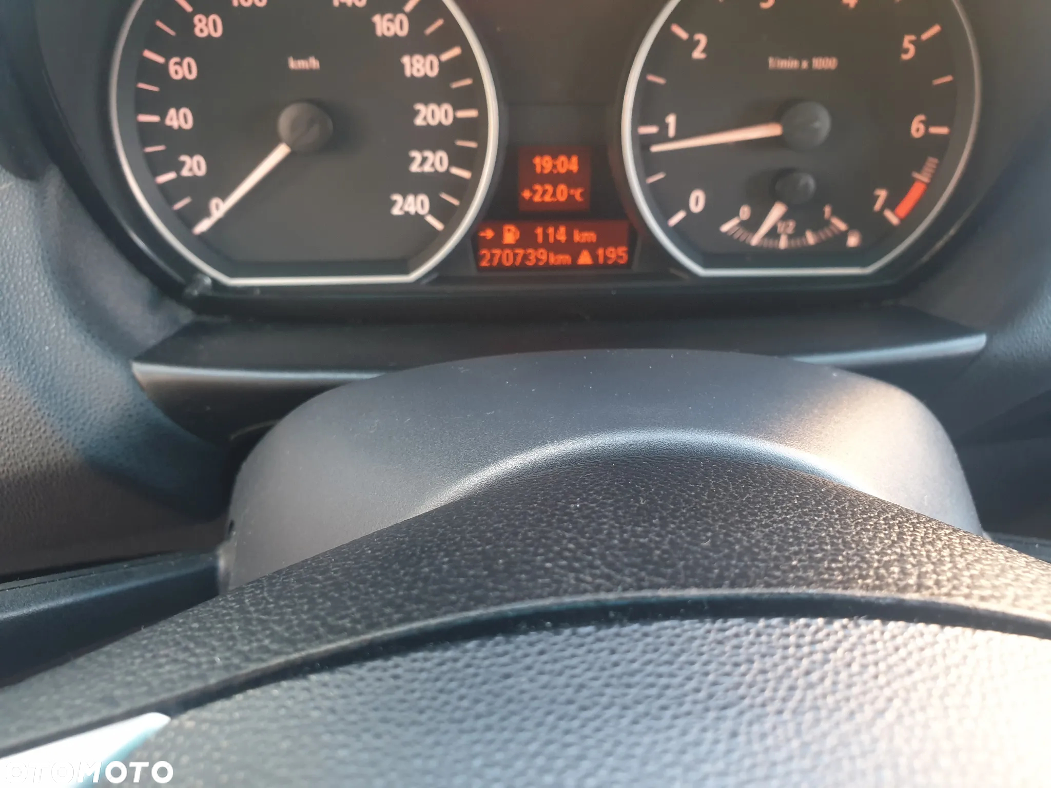 BMW Seria 1 120i - 11