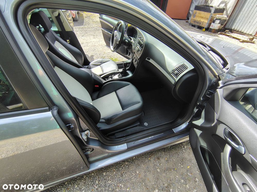 Saab 9-3X - 10