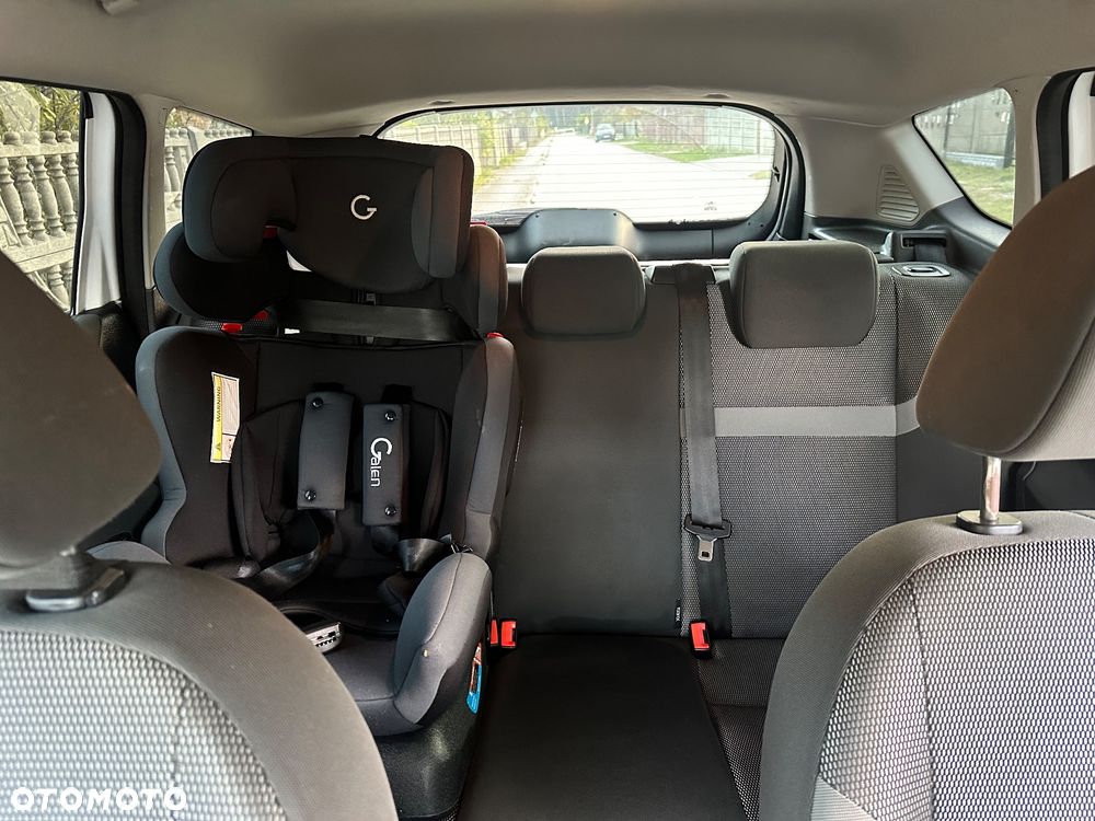Ford Kuga - 7
