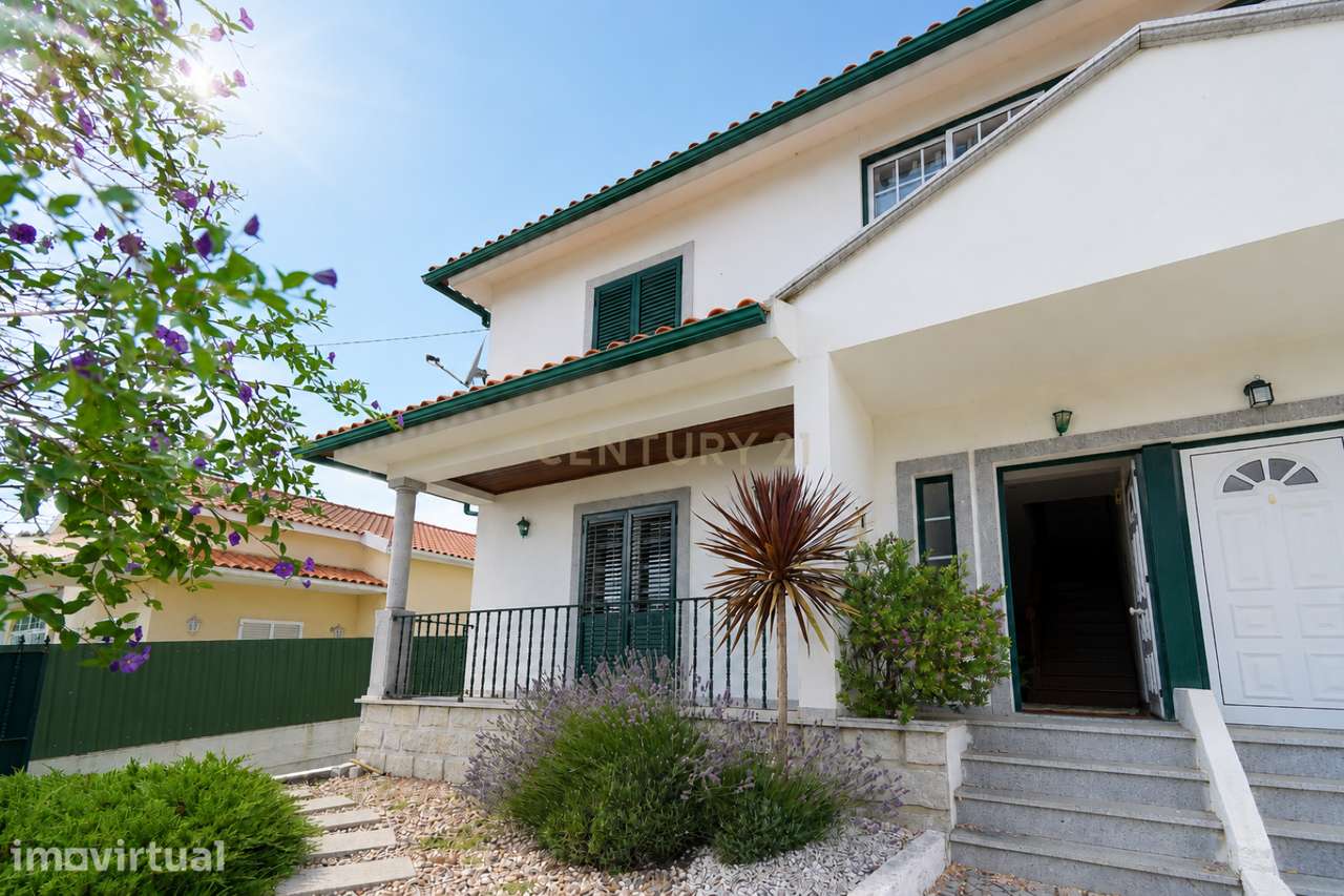Casa Renovada em Lourosa, Oliveira do Hospital - Grande imagem: 2/57