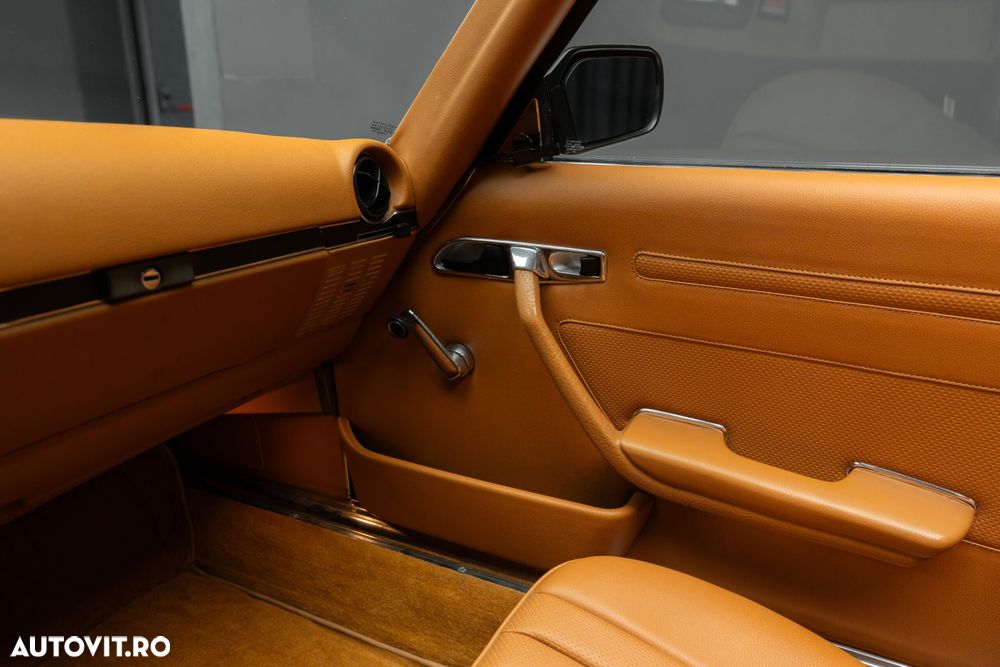 Mercedes-Benz SL - 16