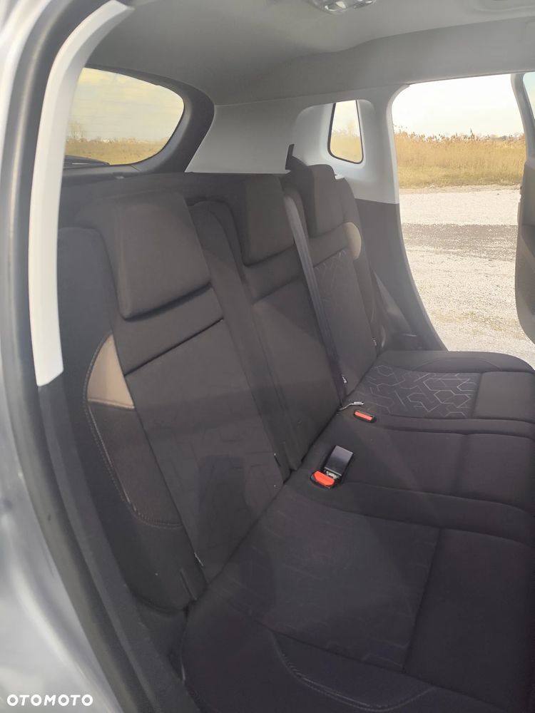 Peugeot 2008 1.6 VTi Allure - 10