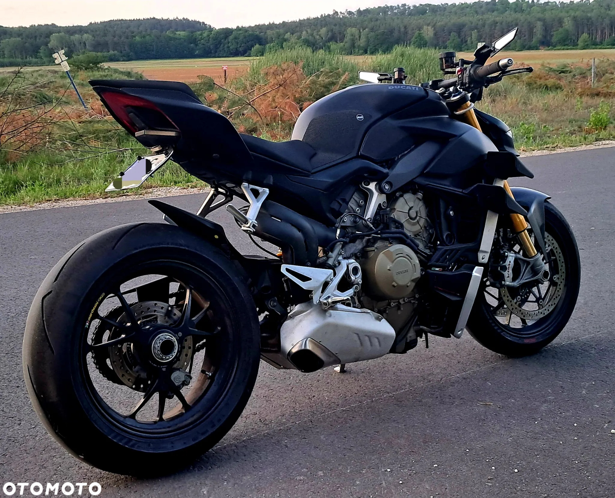 Ducati Streetfighter V4 - 9