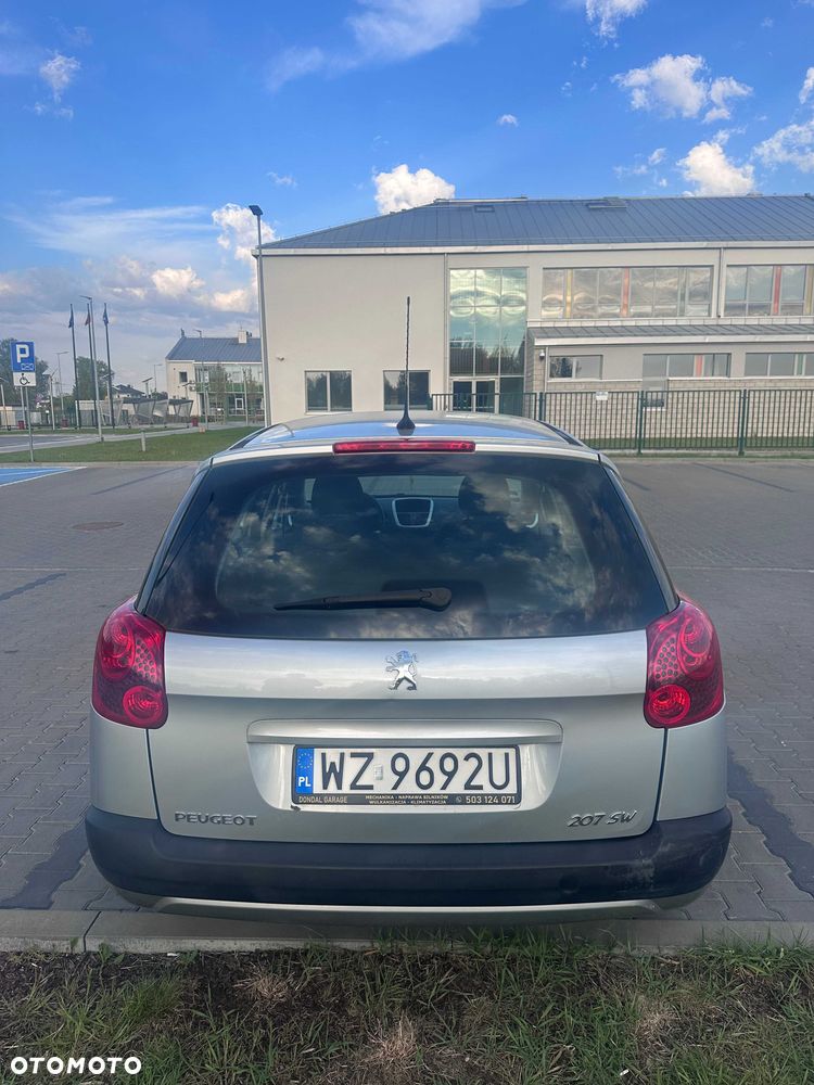 Peugeot 207 - 2