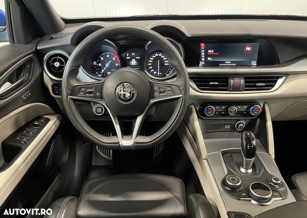 Alfa Romeo Stelvio 2.2 JTDM AWD AT8 Veloce - 5