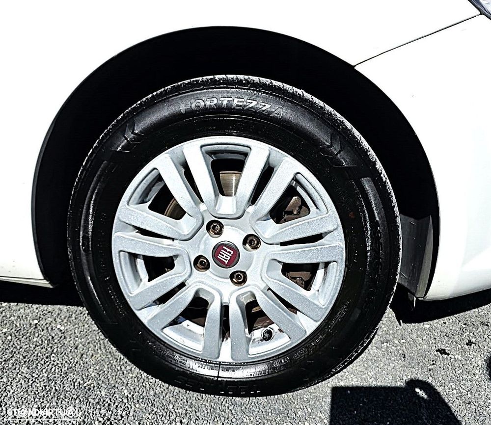 Fiat Punto 1.3 M-Jet Easy S&S - 17