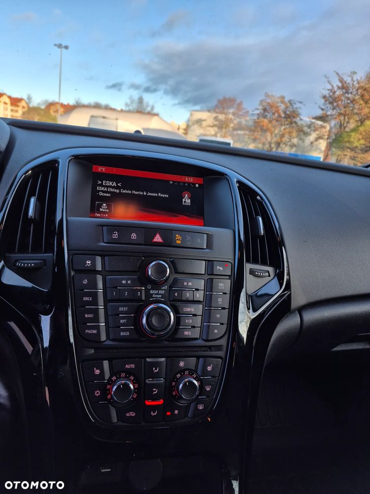 Opel Astra 1.4 Turbo Sport - 12