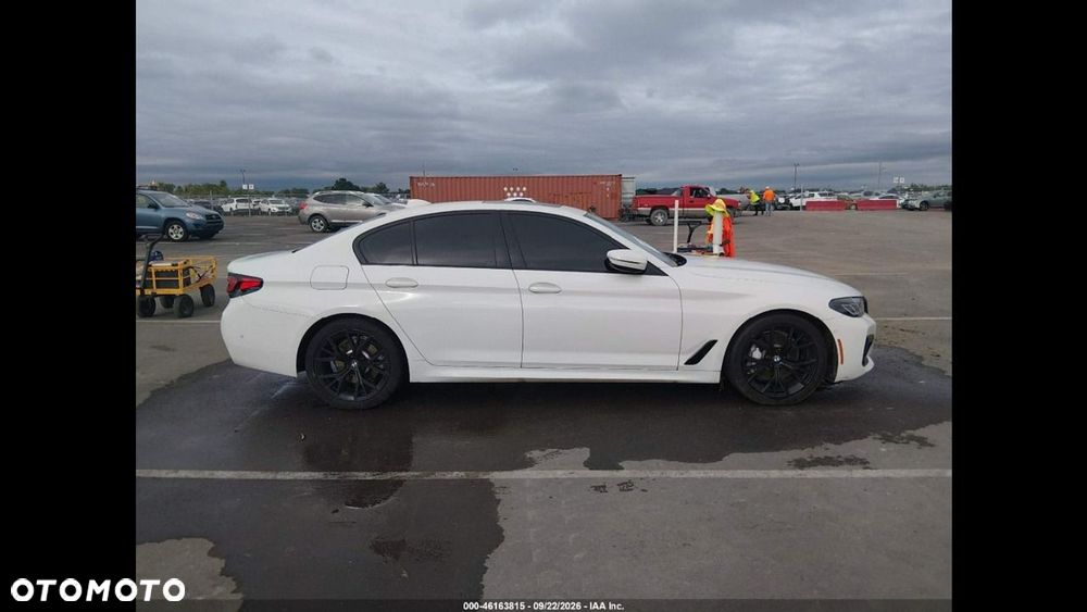 BMW Seria 5 530i xDrive M Sport Edition - 6