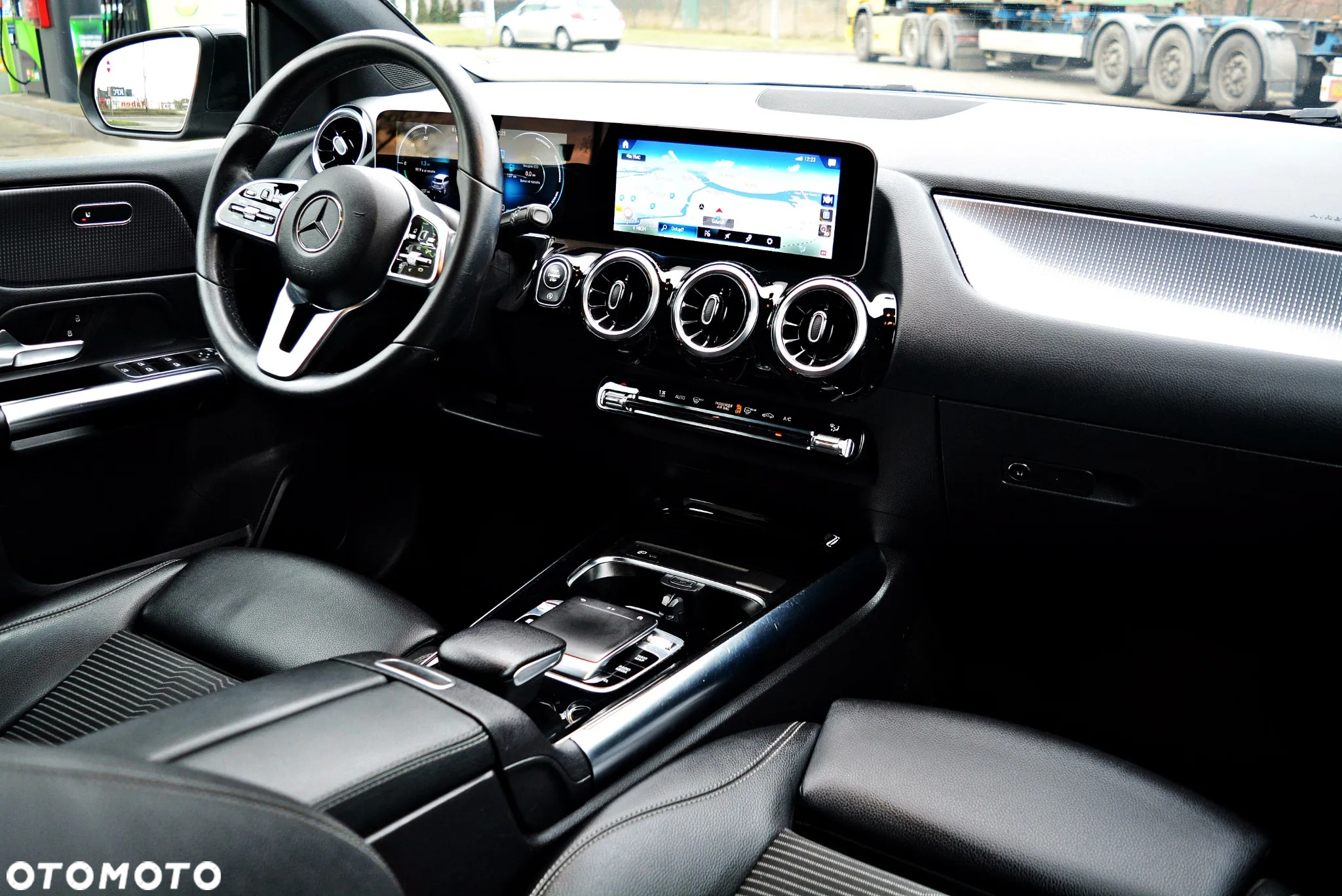 Mercedes-Benz Klasa B 200 d 8G-DCT - 21