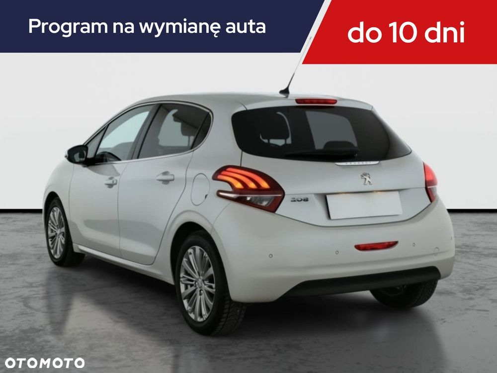 Peugeot 208 - 6