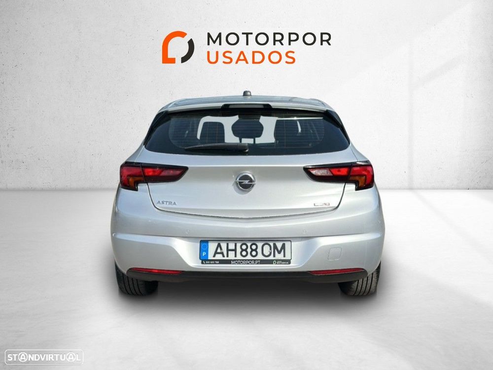 Opel Astra 1.2 T Elegance - 5