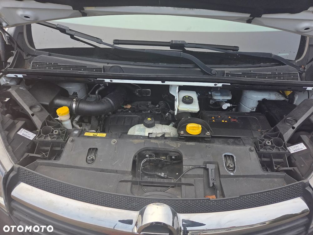 Opel VIVARO - 16