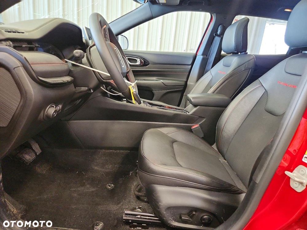 Jeep Compass - 8