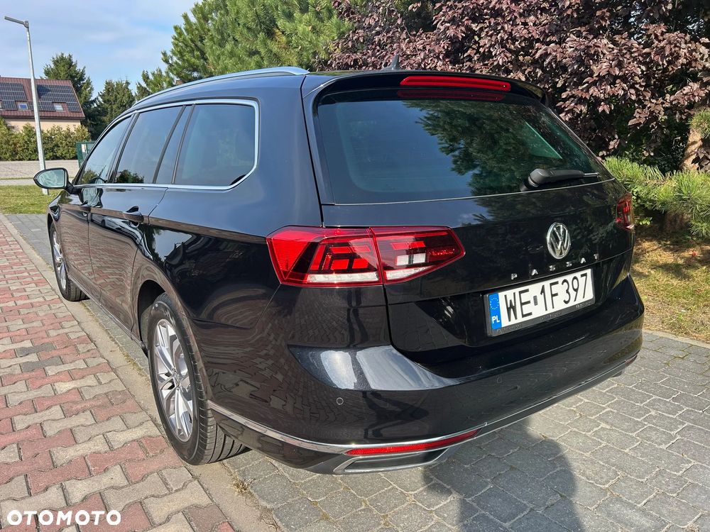 Volkswagen Passat 2.0 TDI Elegance DSG - 4