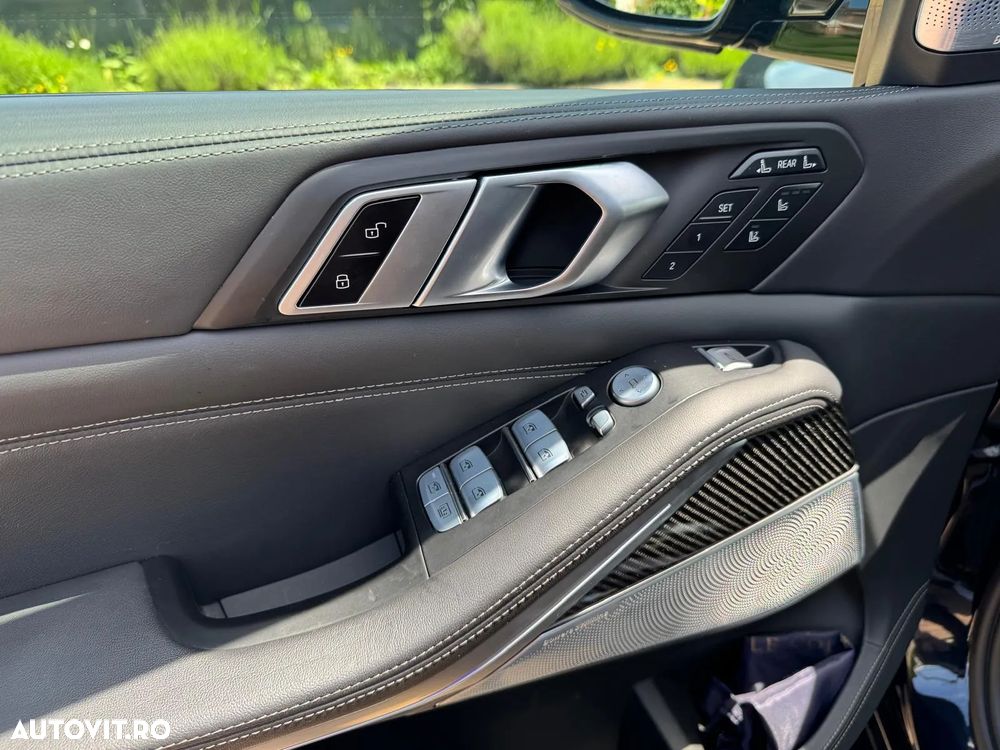 BMW X7 M60i xDrive AT MHEV - 11