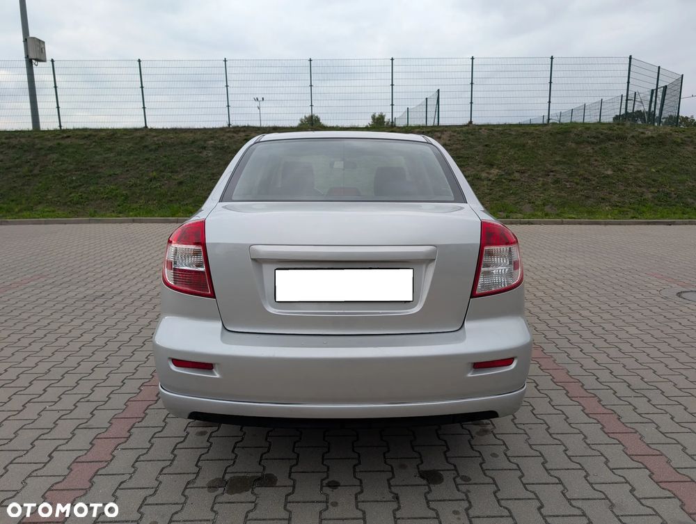 Suzuki SX4 1.6 GLX / Comfort - 6
