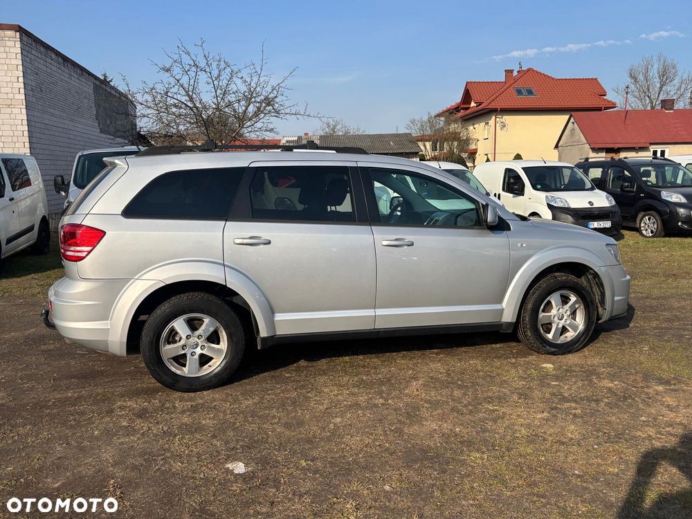 Dodge Journey 2.0 CRD SXT - 9