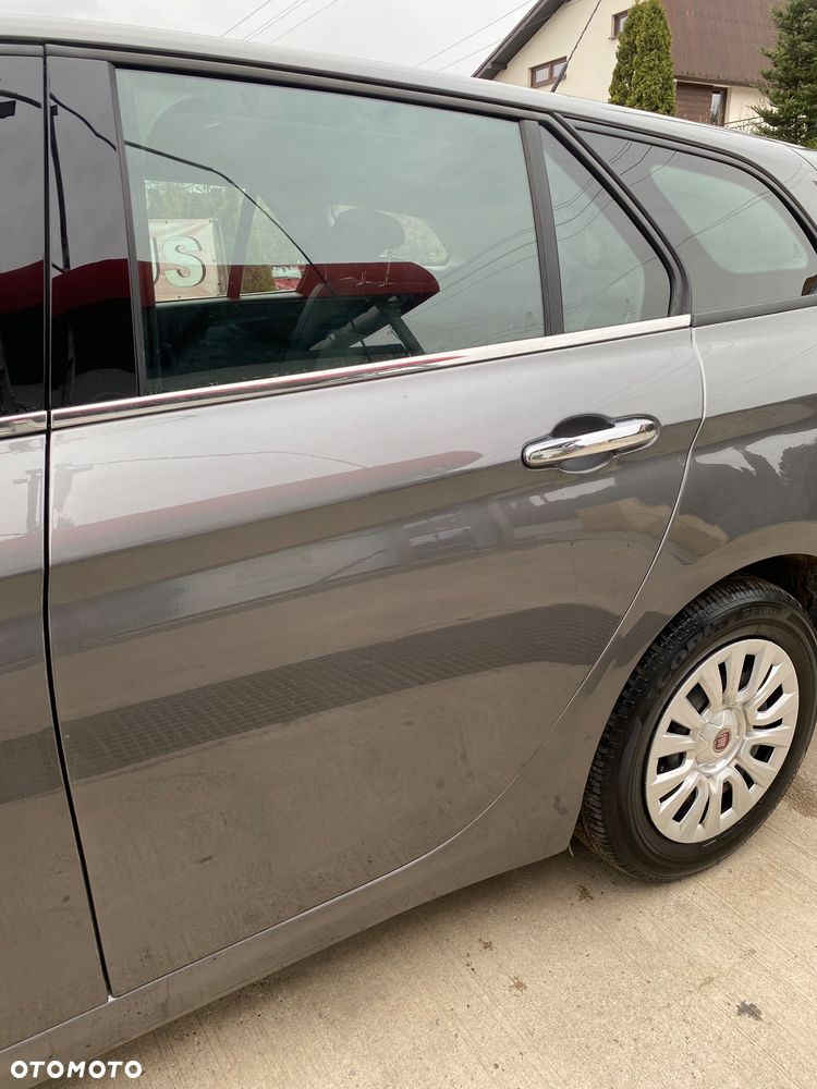 Fiat Tipo - 12