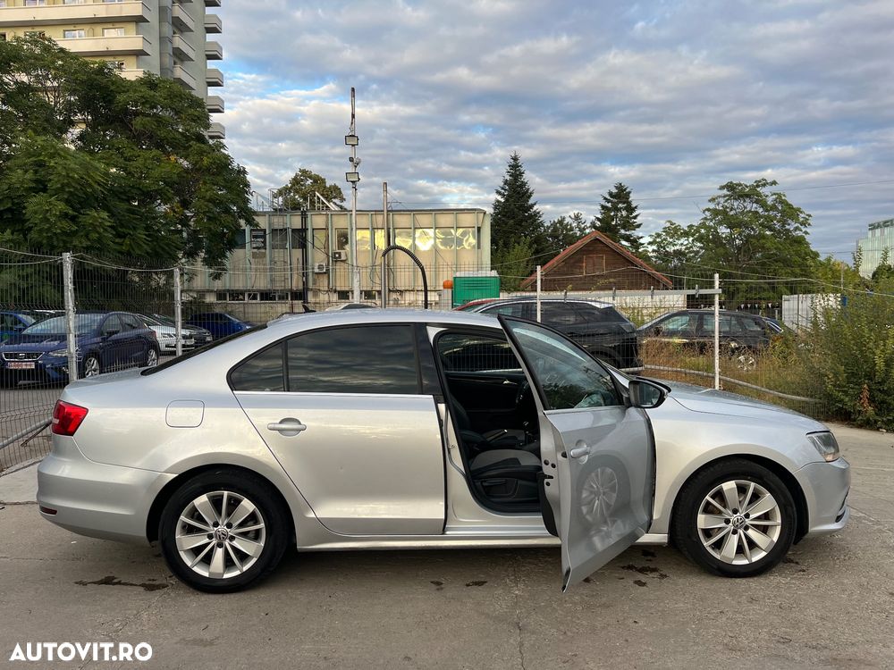 Volkswagen Jetta 2015 photo 4