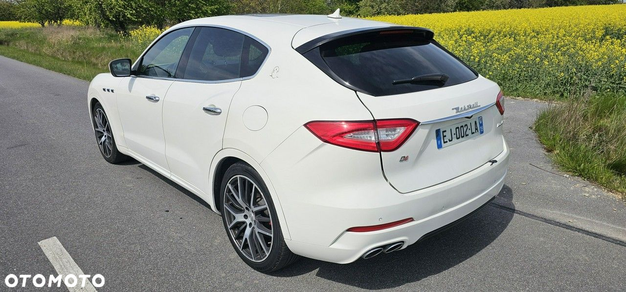 Maserati Levante - 8
