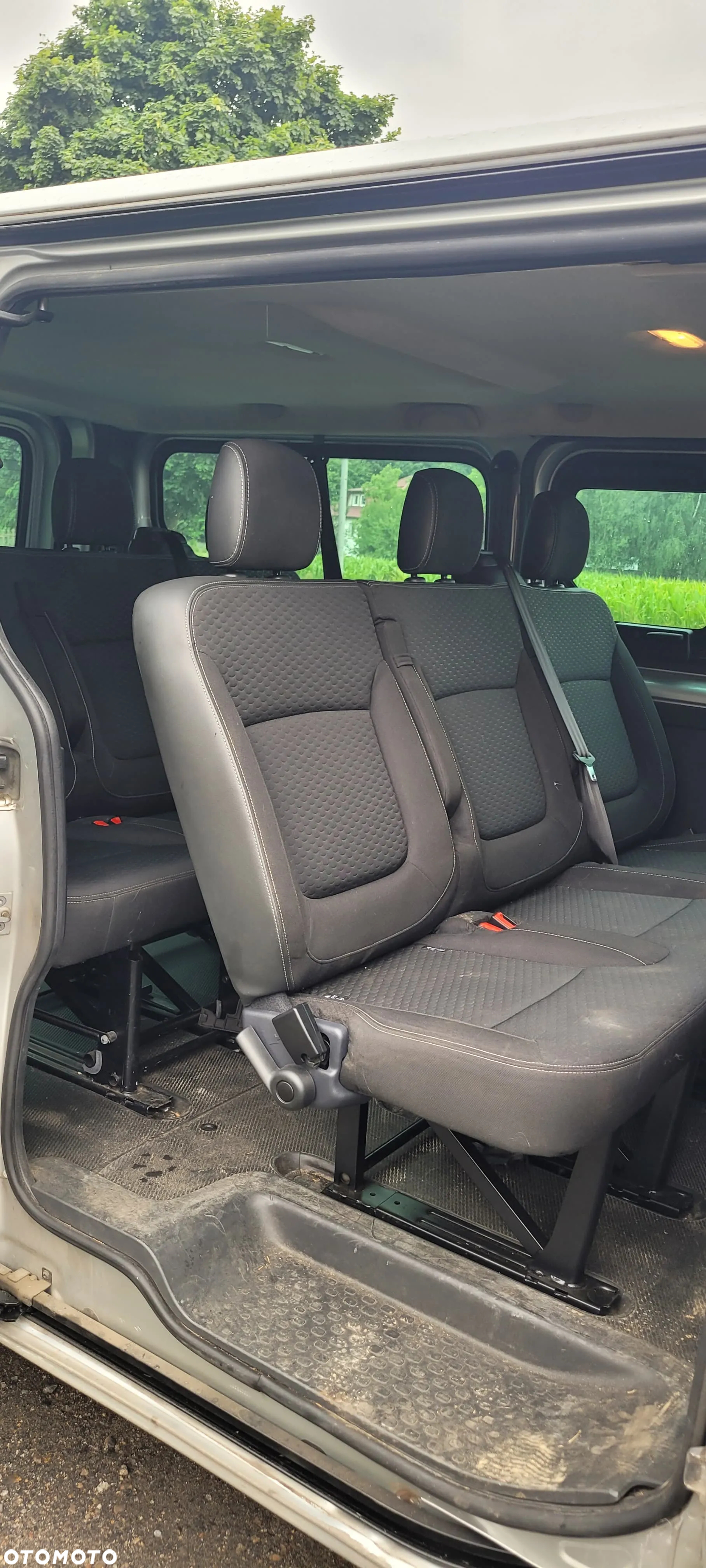 Opel Vivaro - 16