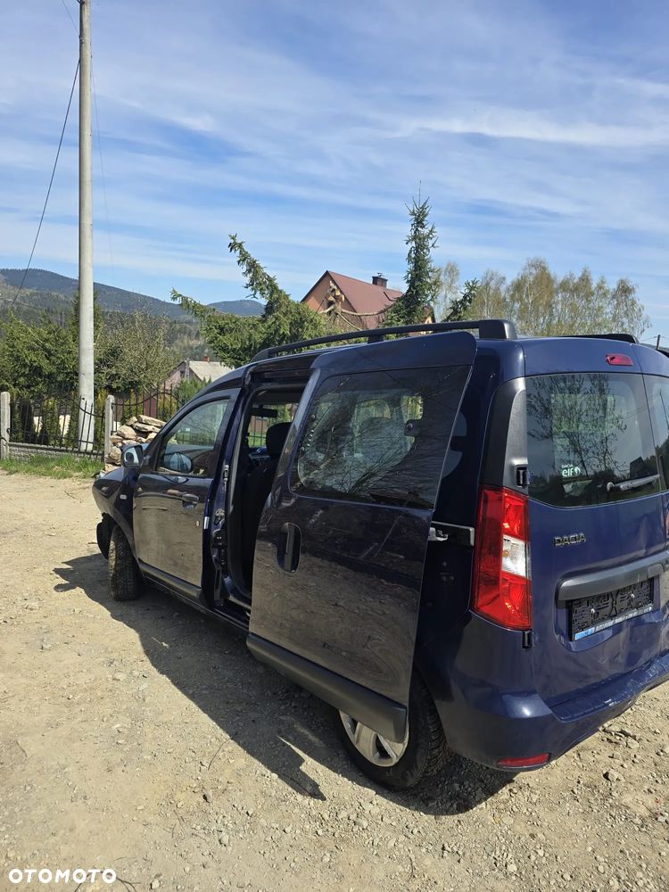 Dacia Dokker SCe 100 Essential - 11