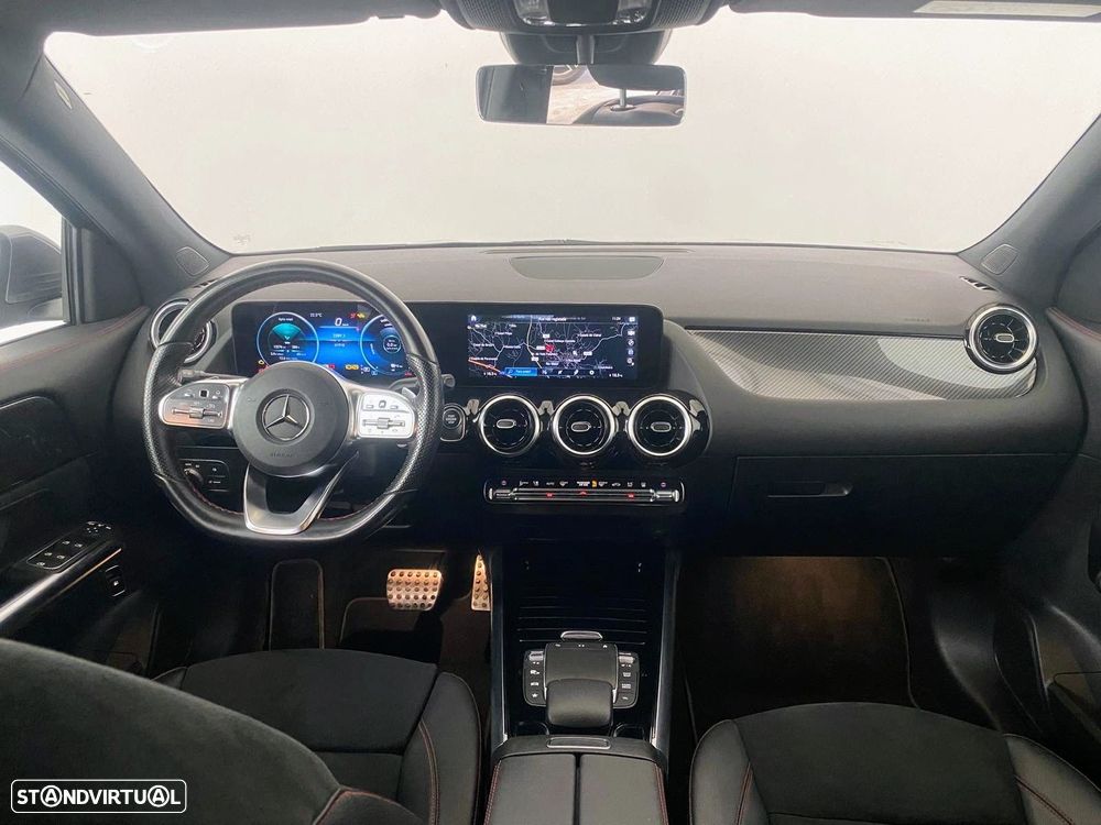 Mercedes-Benz GLA 250 e AMG Line - 13