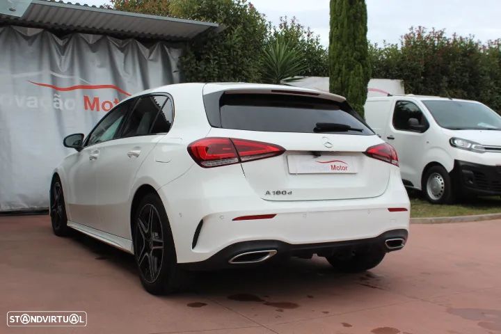 Mercedes-Benz A 180 d AMG Line - 23