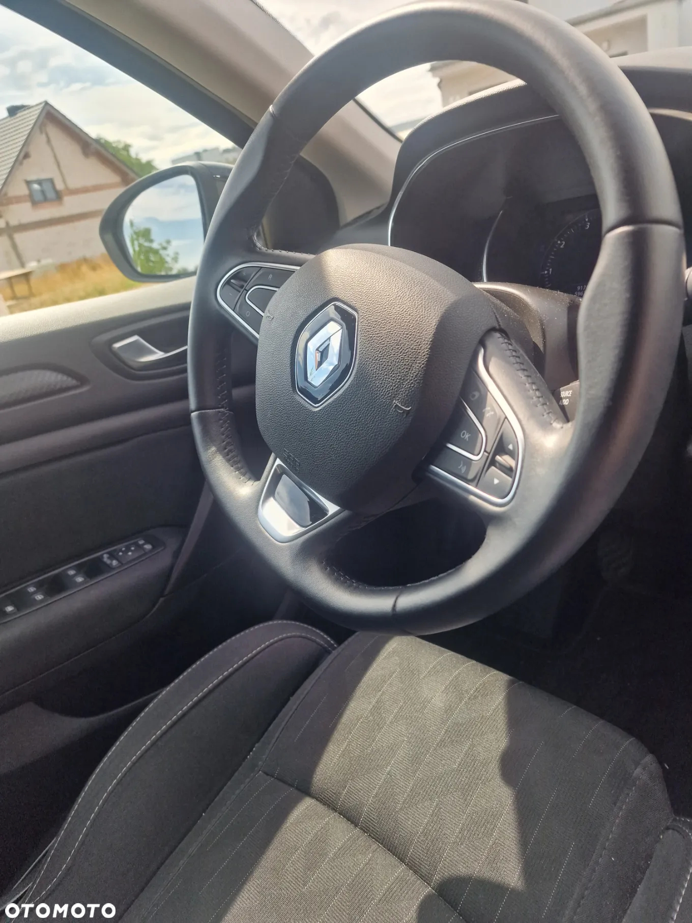 Renault Megane 1.3 TCe FAP Limited - 9