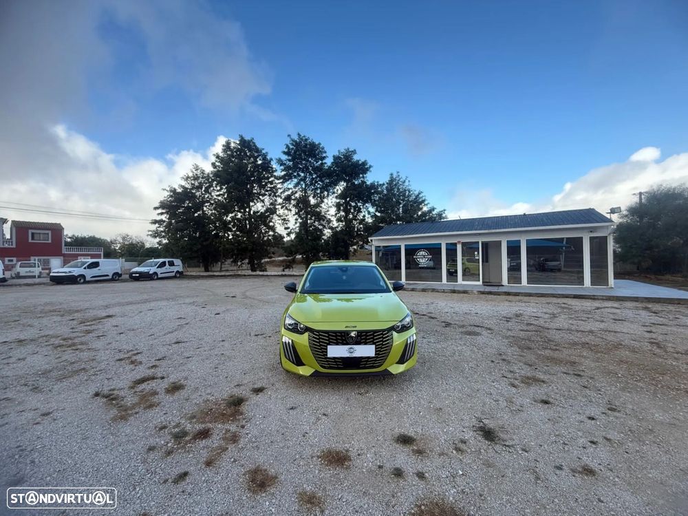 Peugeot 208 - 15