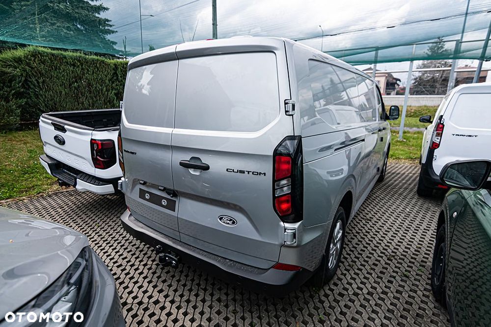 Ford Transit Custom 320 L2H1 Trend A8 2.0 136KM - 5